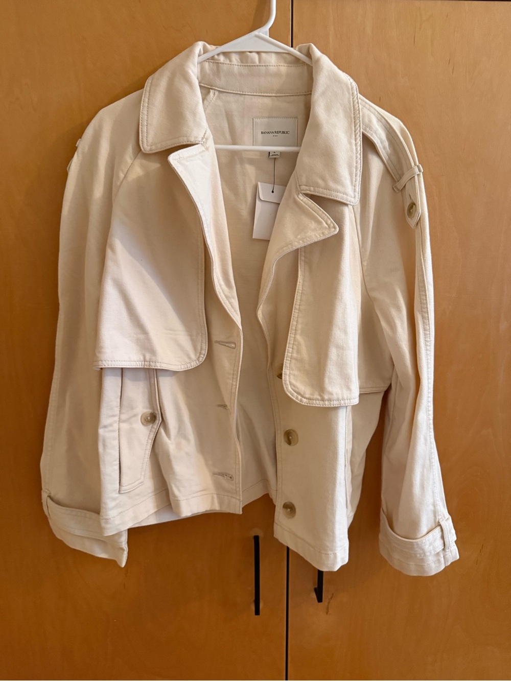 Banana Republic Cream-Tone Cropped Trench Coat